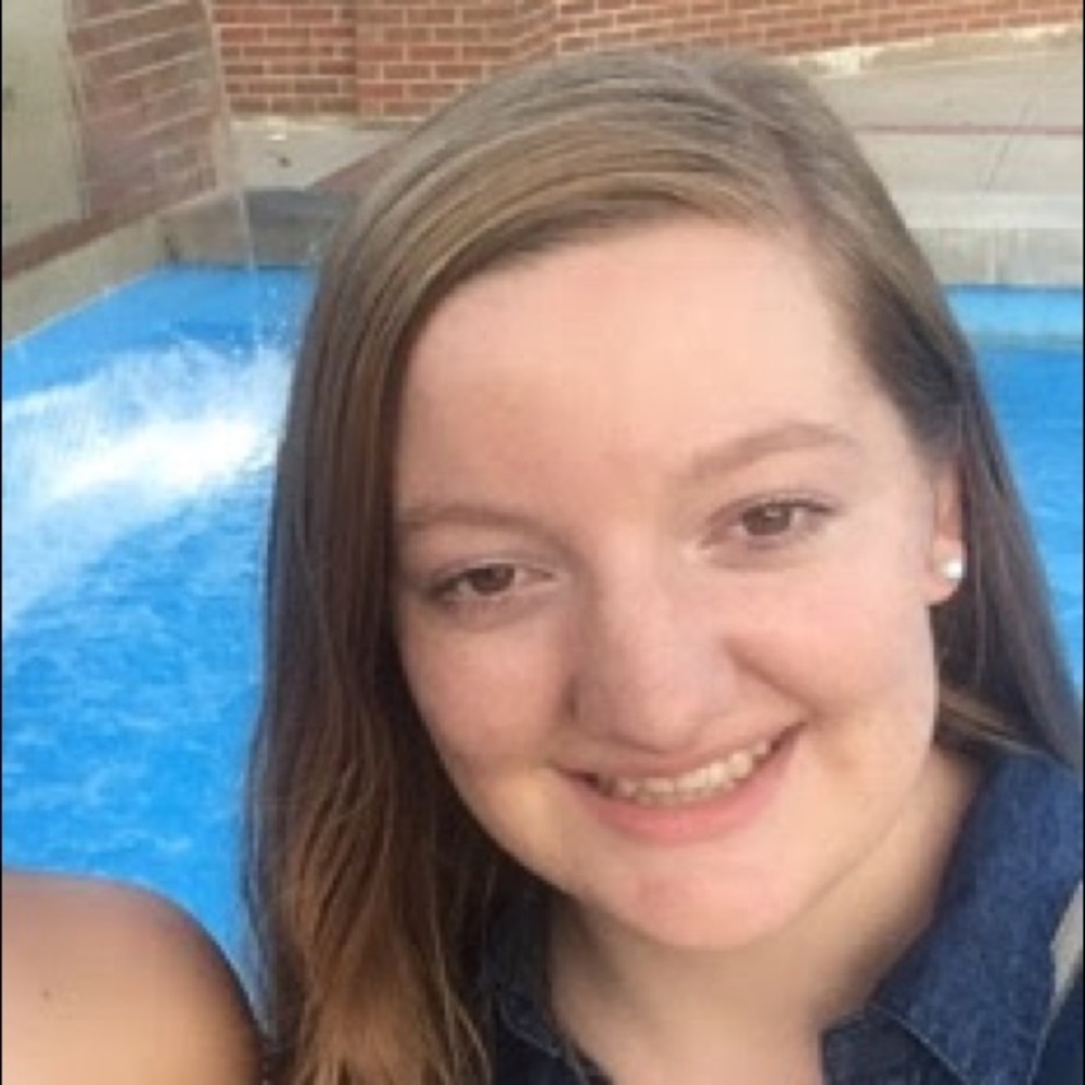 Meet your Posher, Jacqueline